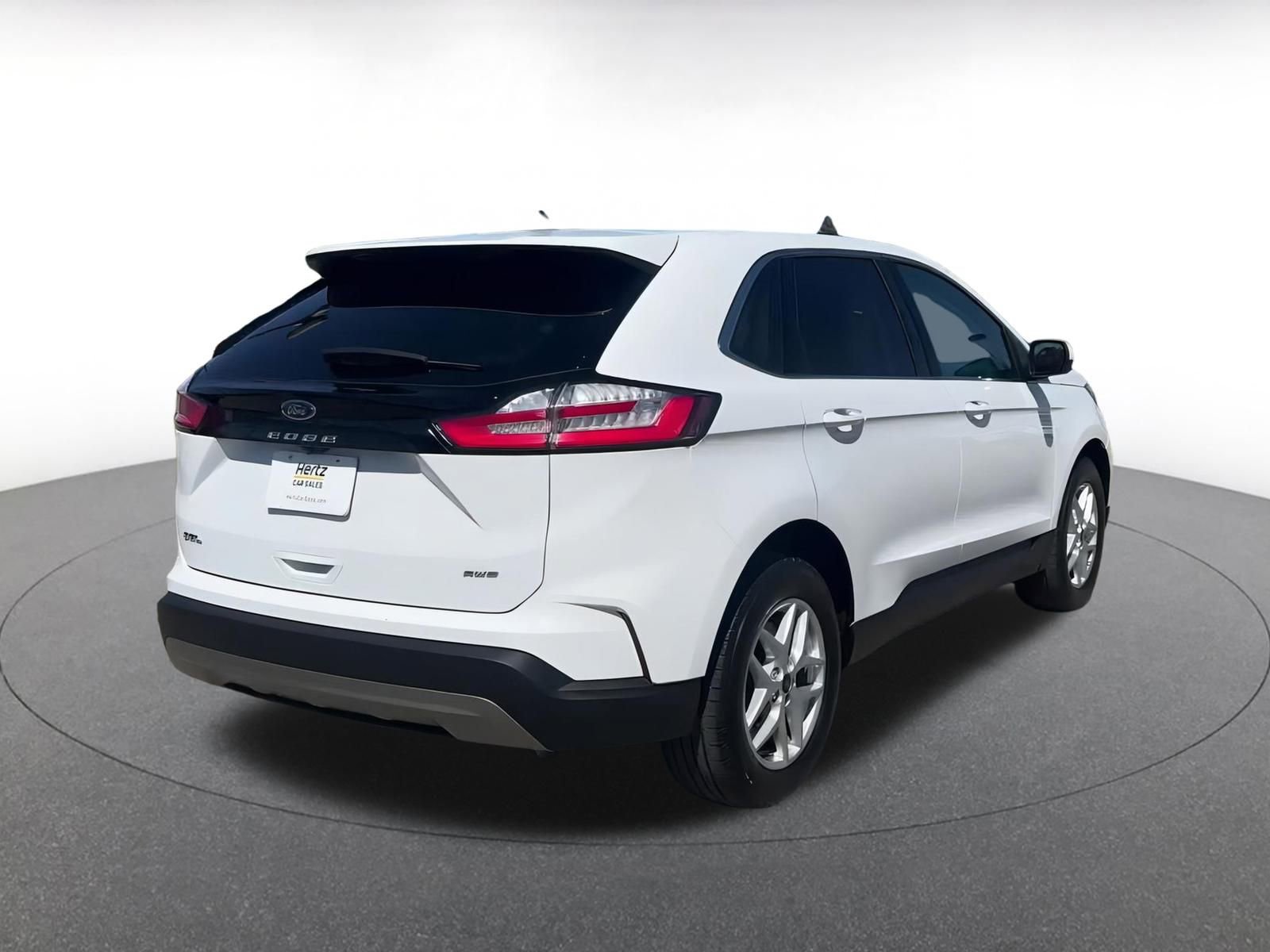 Used 2024 Ford Edge SEL image 14