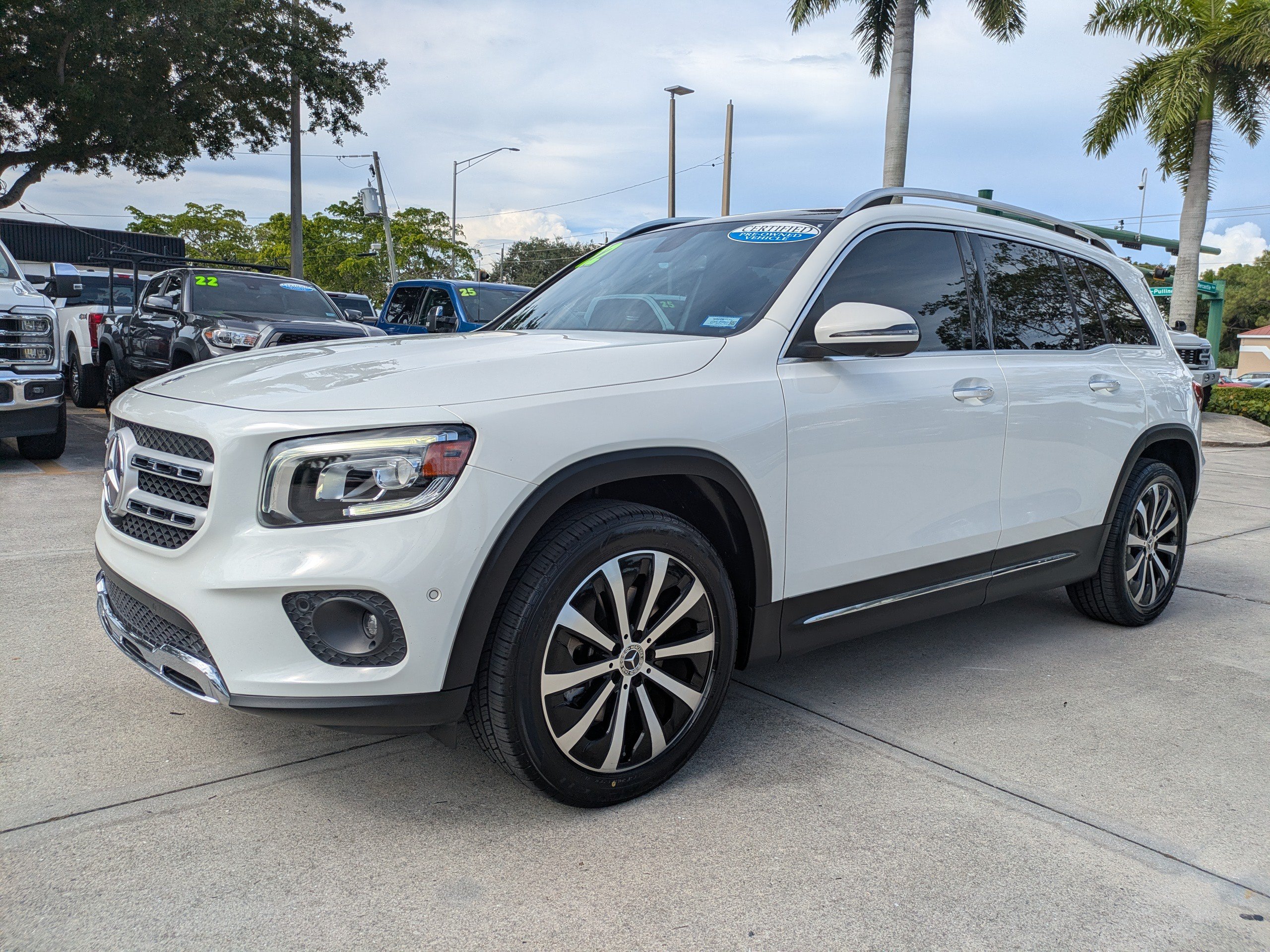 Used 2022 Mercedes-Benz GLB 250 image 7