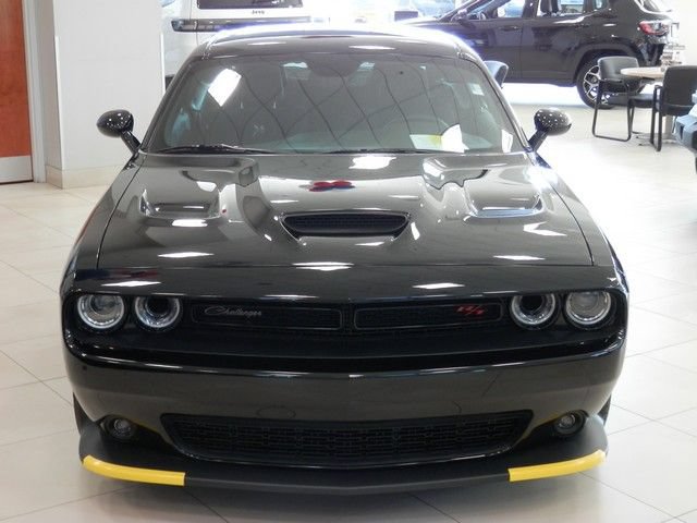 Used 2022 Dodge Challenger R/T Scat Pack RWD image 3