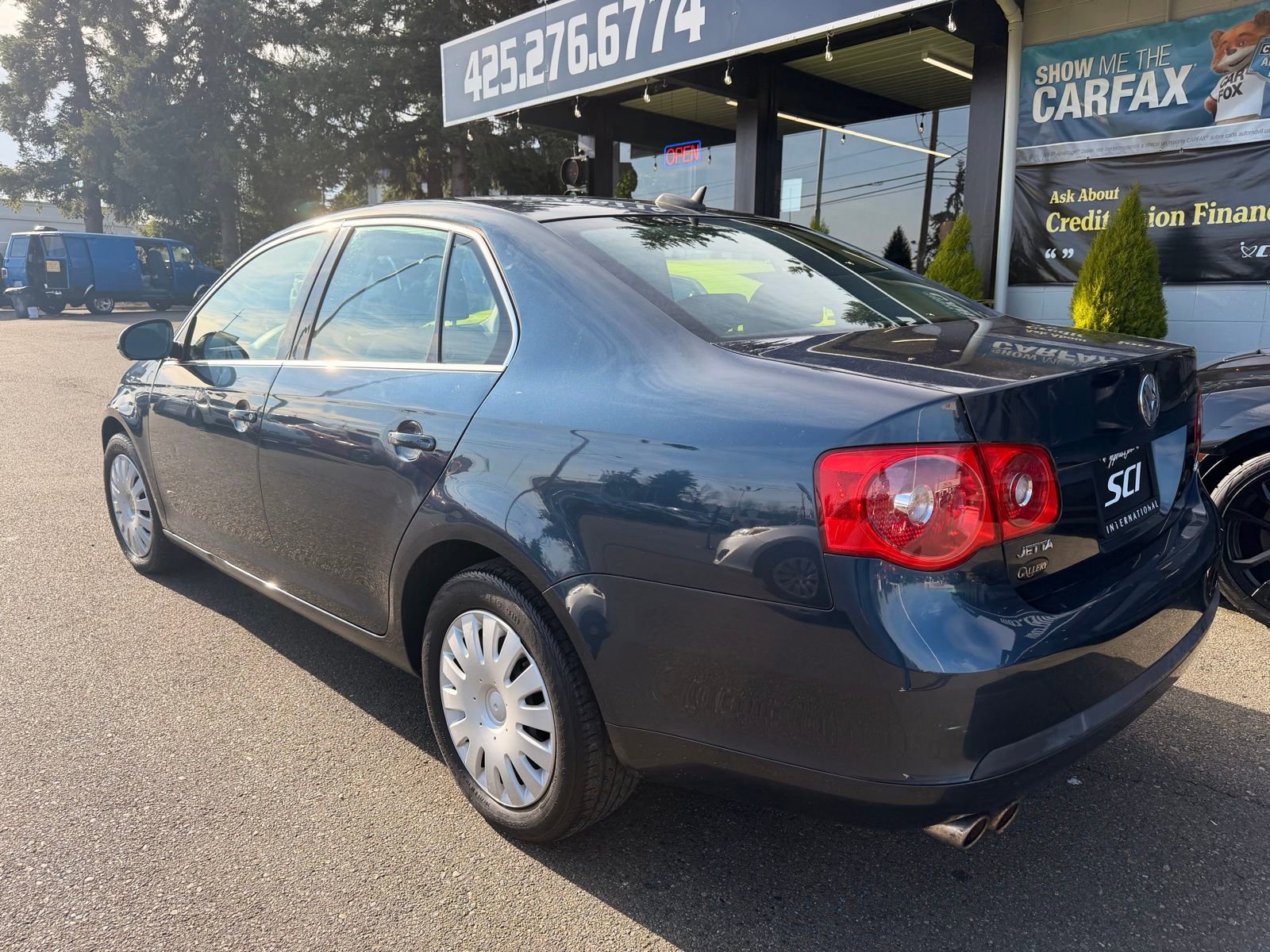 Used 2005 Volkswagen Jetta 2.5 image 8