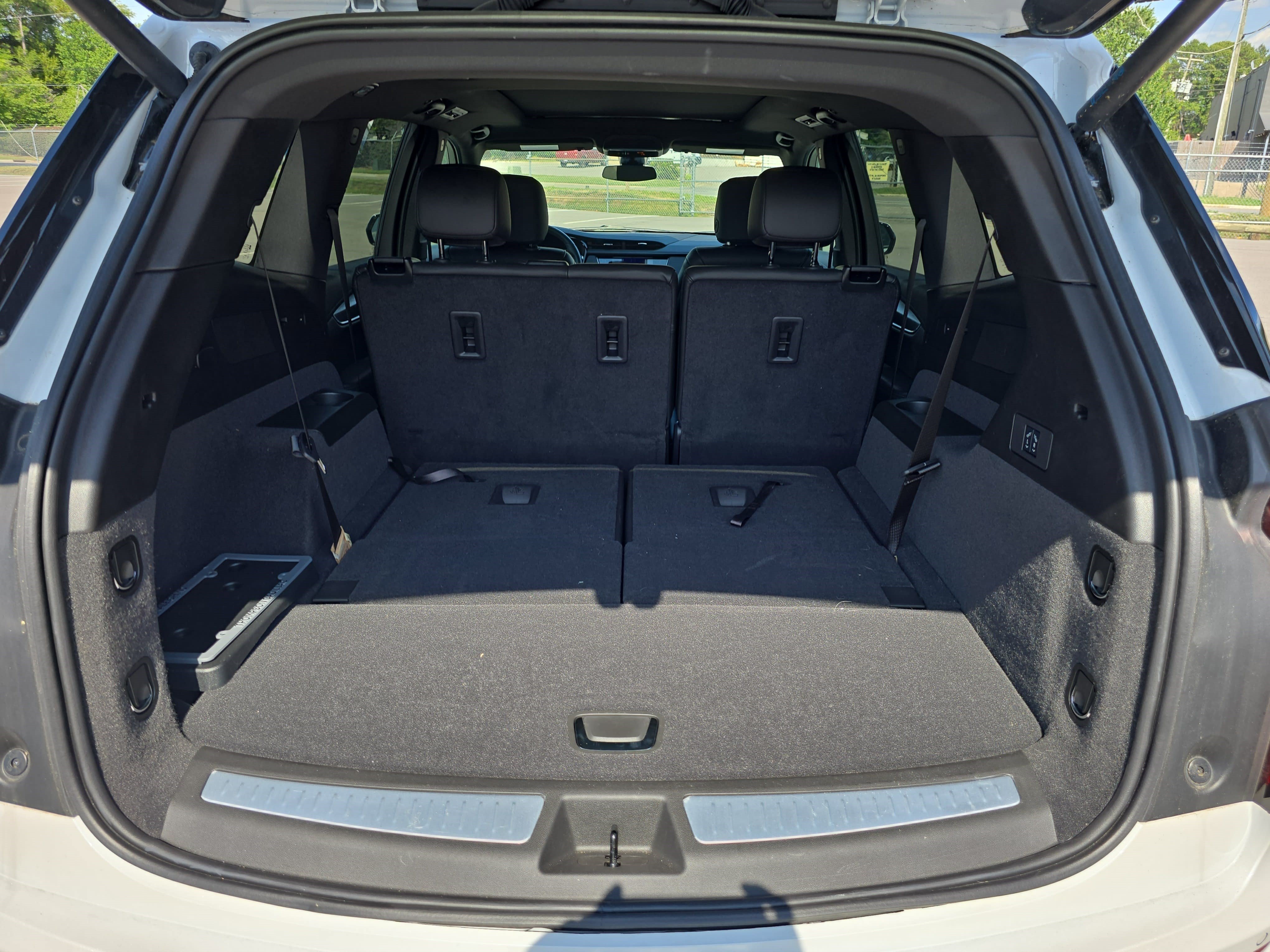 New 2025 Cadillac XT6 Luxury FWD image 14