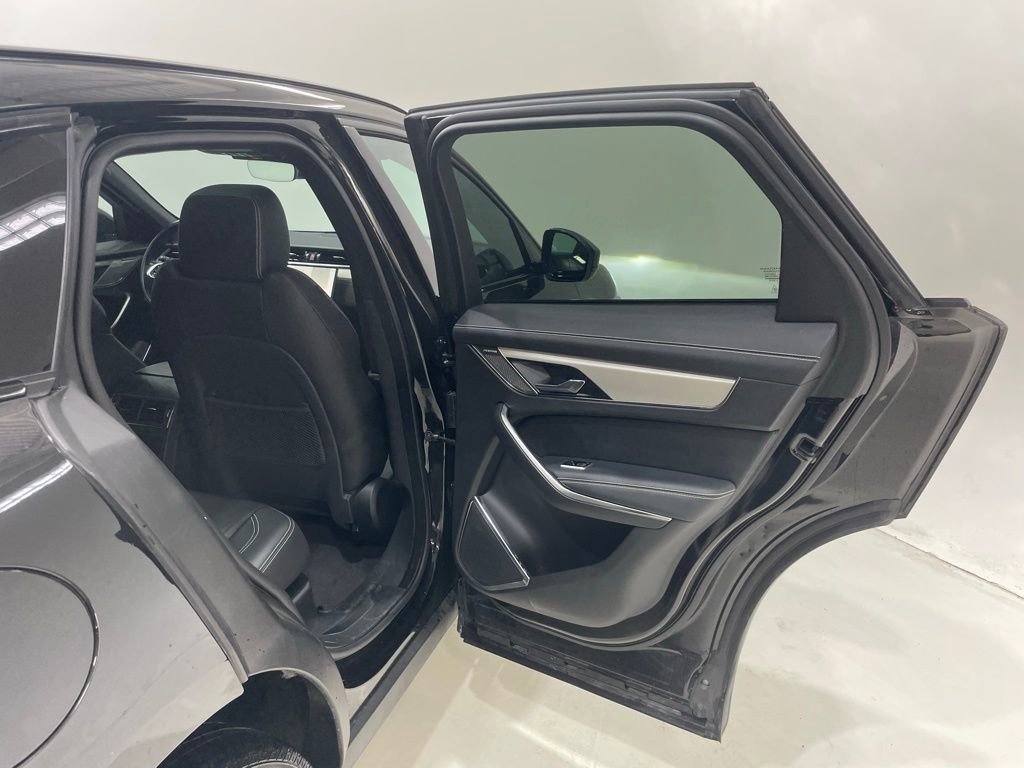 Used 2024 Jaguar F-PACE R-Dynamic S image 16