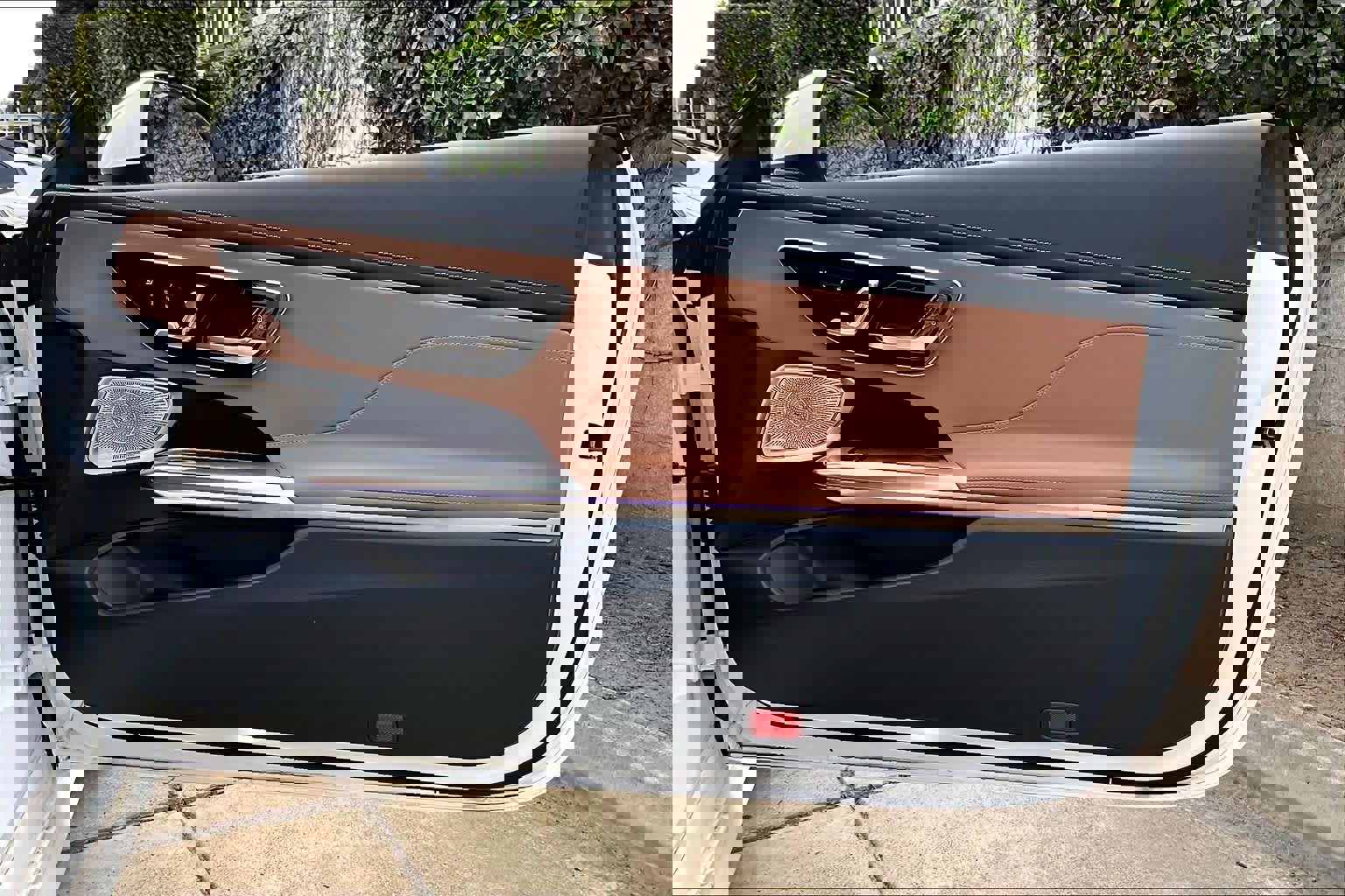 Used 2024 Mercedes-Benz CLE 300 4MATIC Coupe image 23