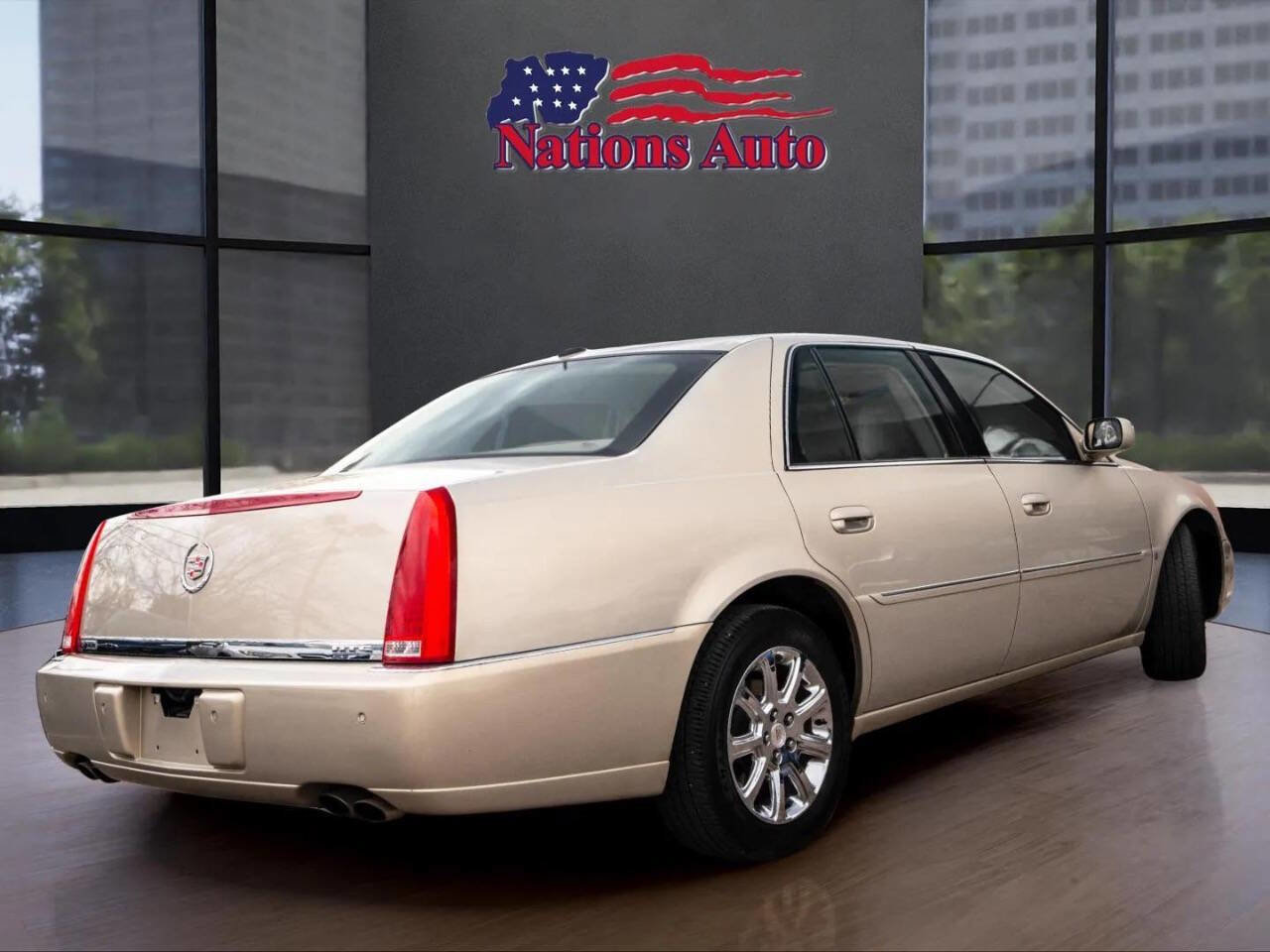 Used 2008 Cadillac DTS Luxury II w/ Sun And Sound Package image 7