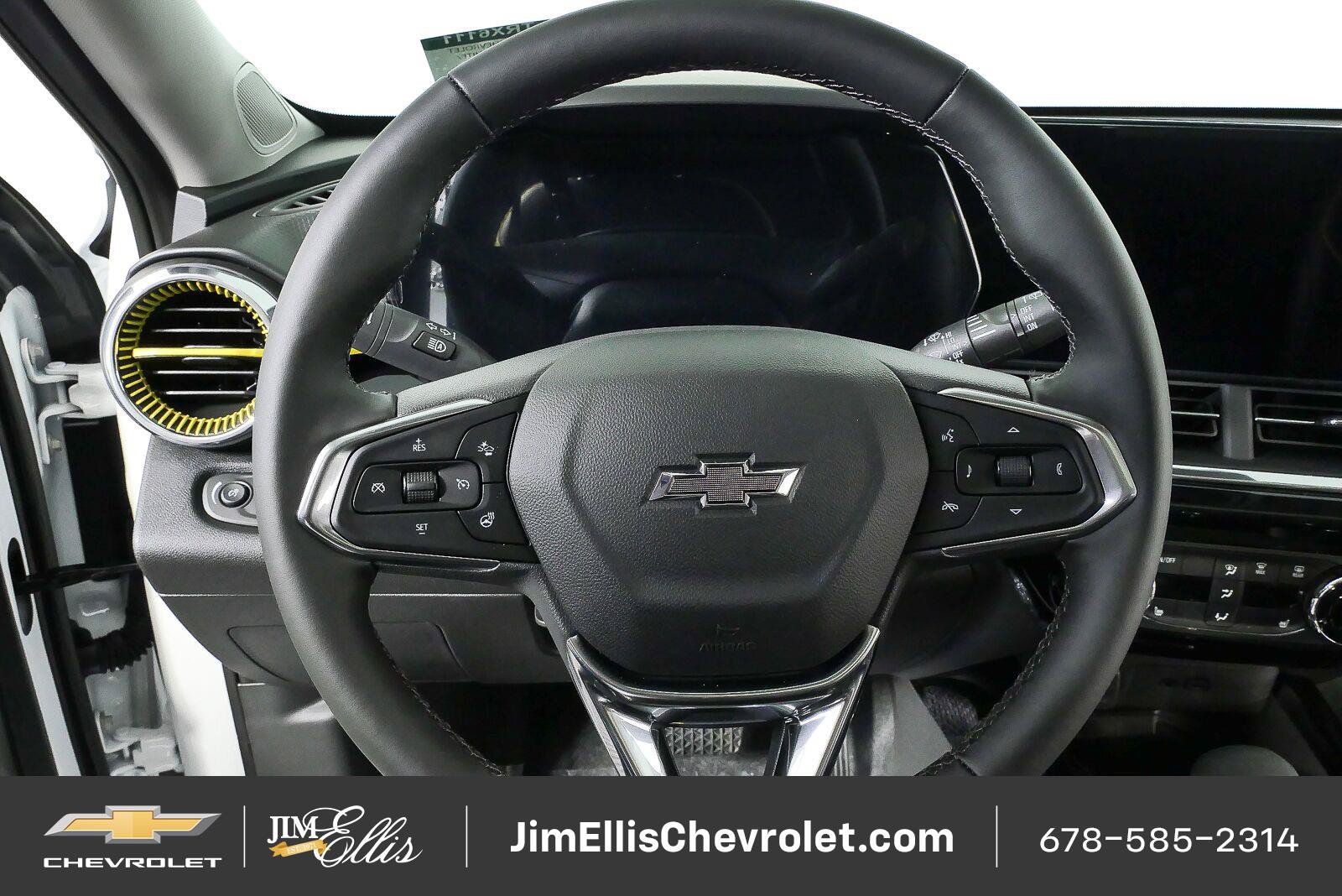 New 2026 Chevrolet Trax ACTIV w/ Sunroof Package FWD image 9