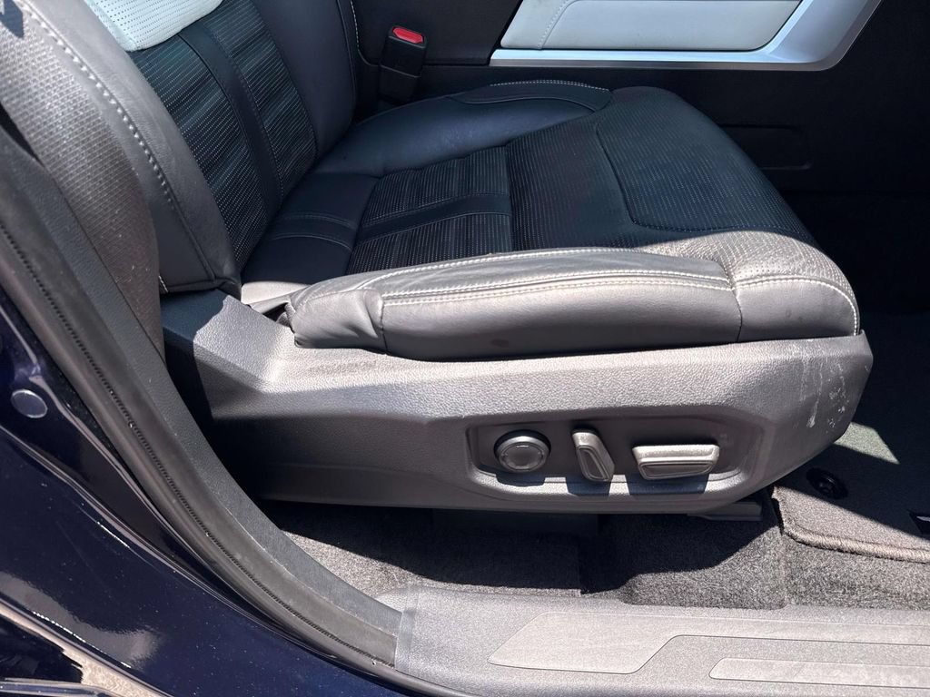 Used 2022 Toyota Tundra Capstone AWD/4WD image 12