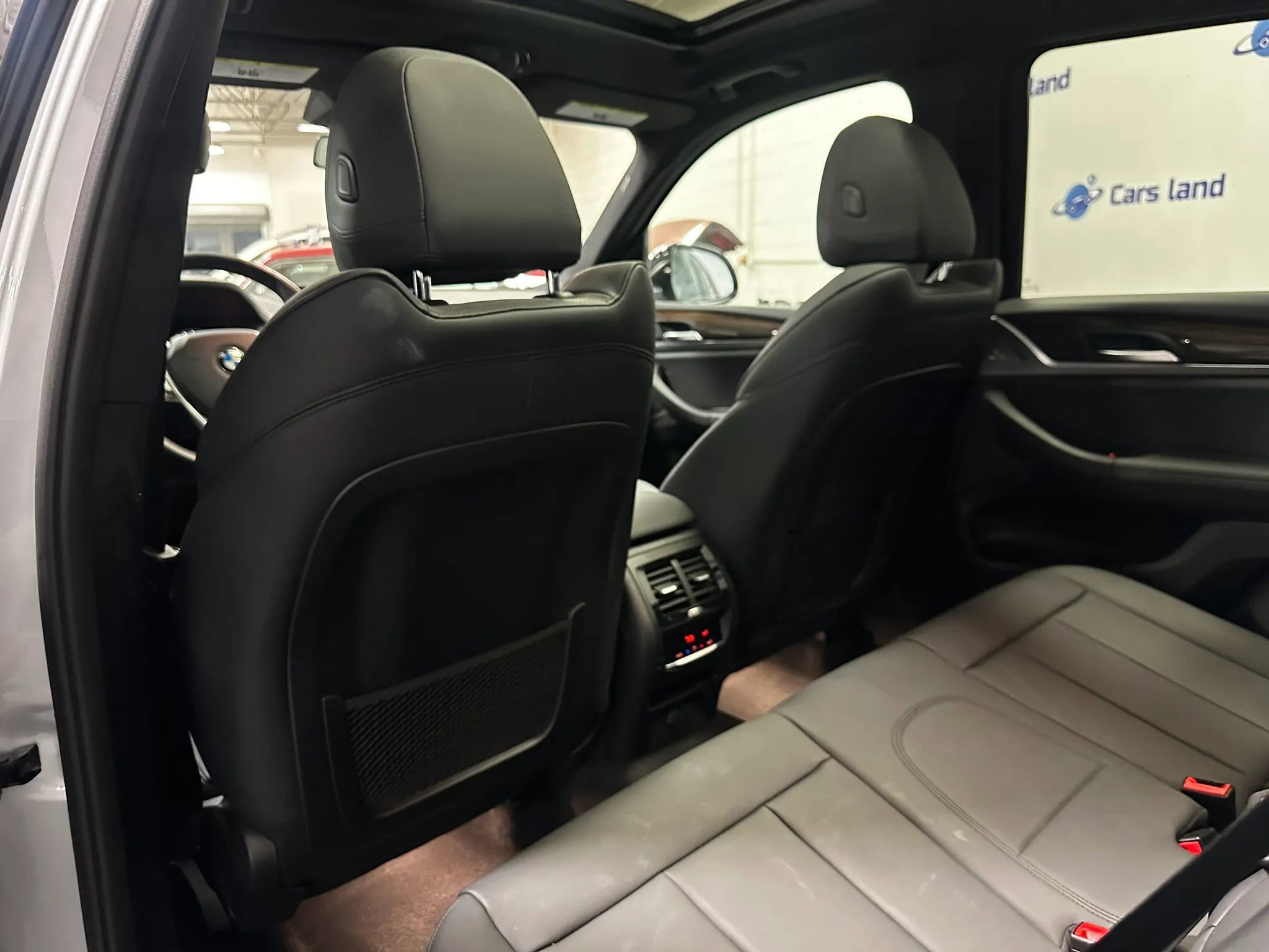 Used 2019 BMW X3 xDrive30i w/ Convenience Package AWD/4WD image 12