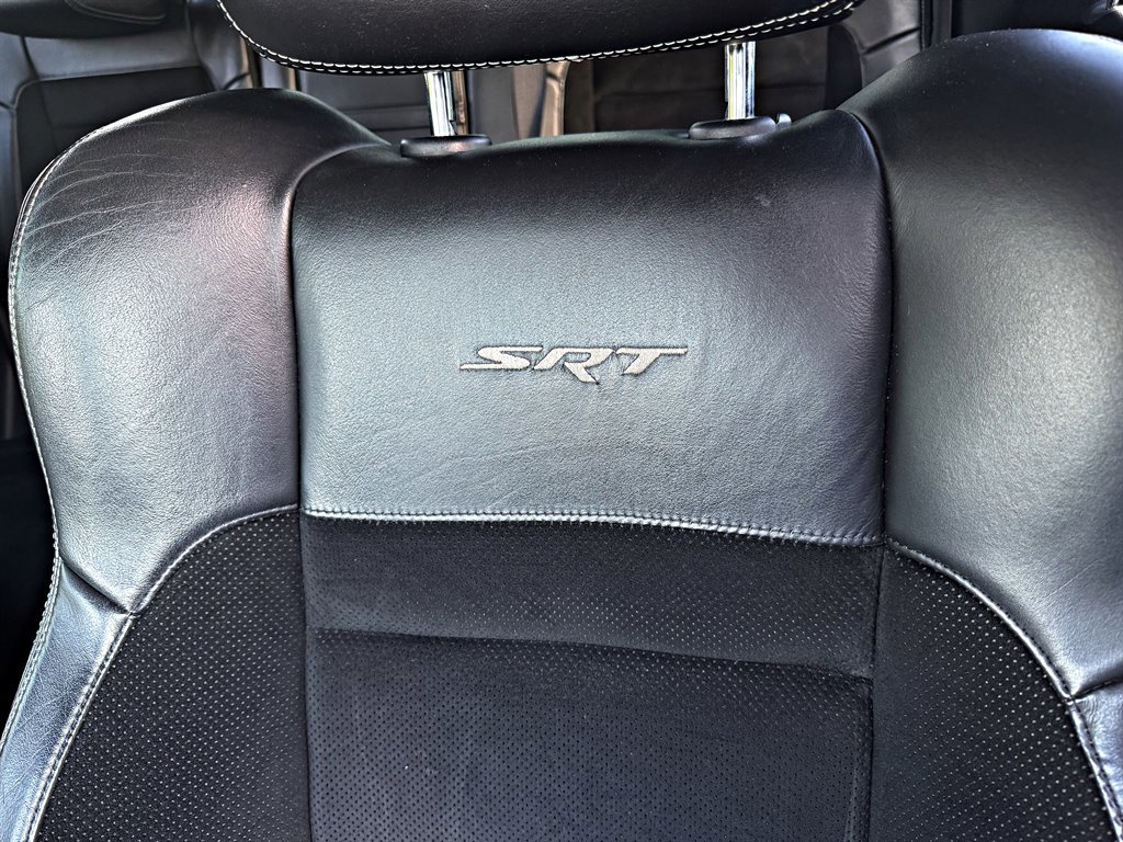 Used 2015 Jeep Grand Cherokee SRT AWD/4WD image 12