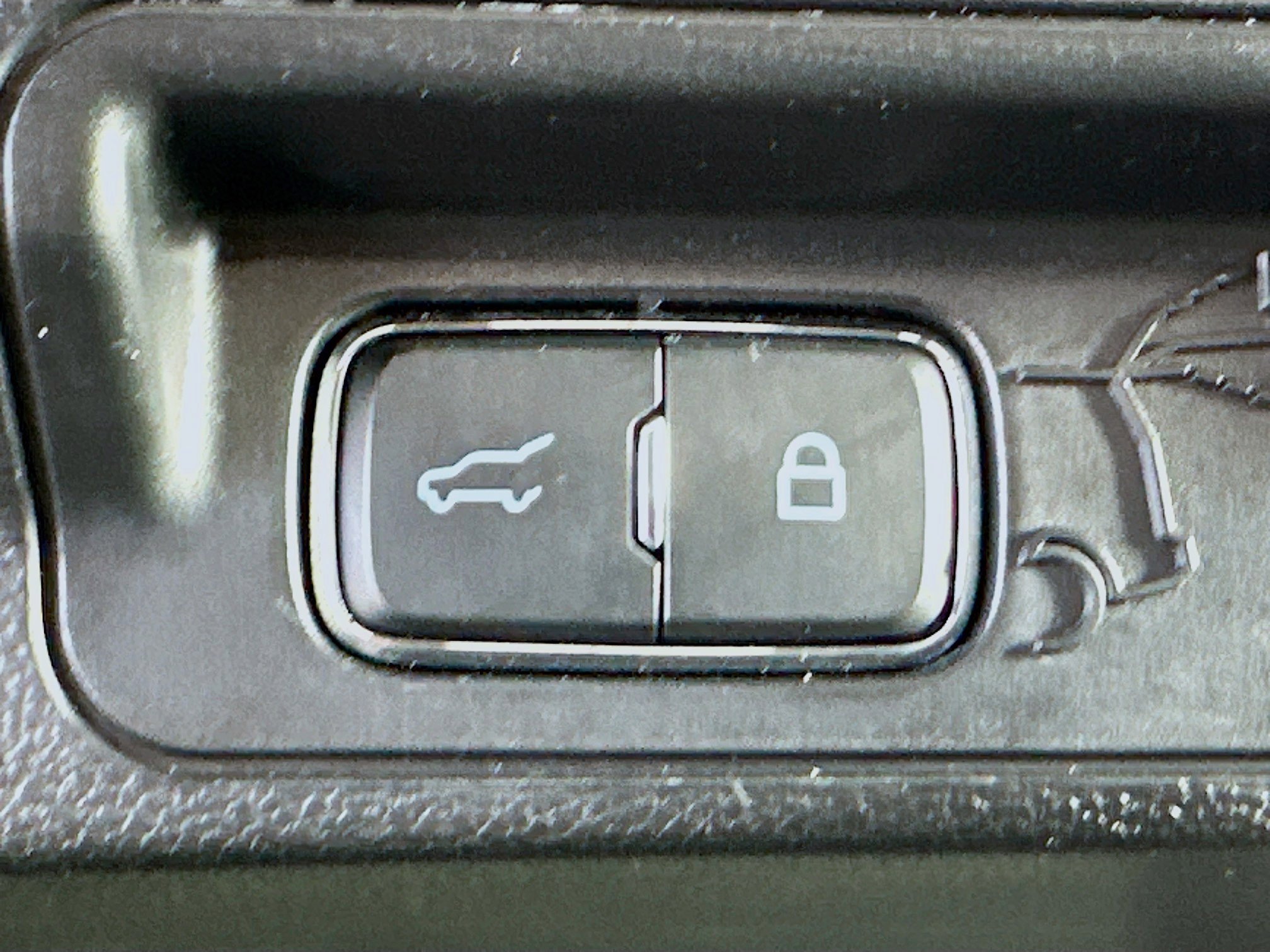 Used 2023 Ford Explorer XLT w/ Equipment Group 202A image 30