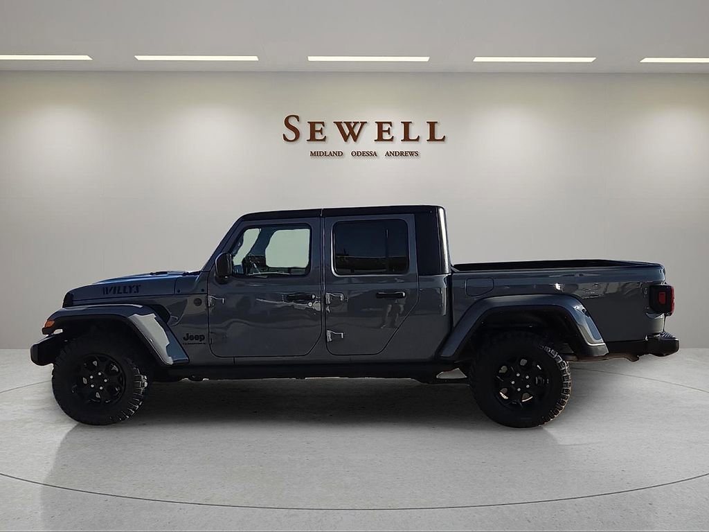 Used 2023 Jeep Gladiator Sport AWD/4WD image 2