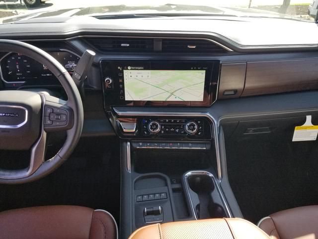 New 2026 GMC Sierra 2500 Denali Ultimate AWD/4WD image 8