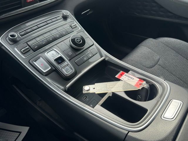 Used 2023 Hyundai Santa Fe SEL image 20