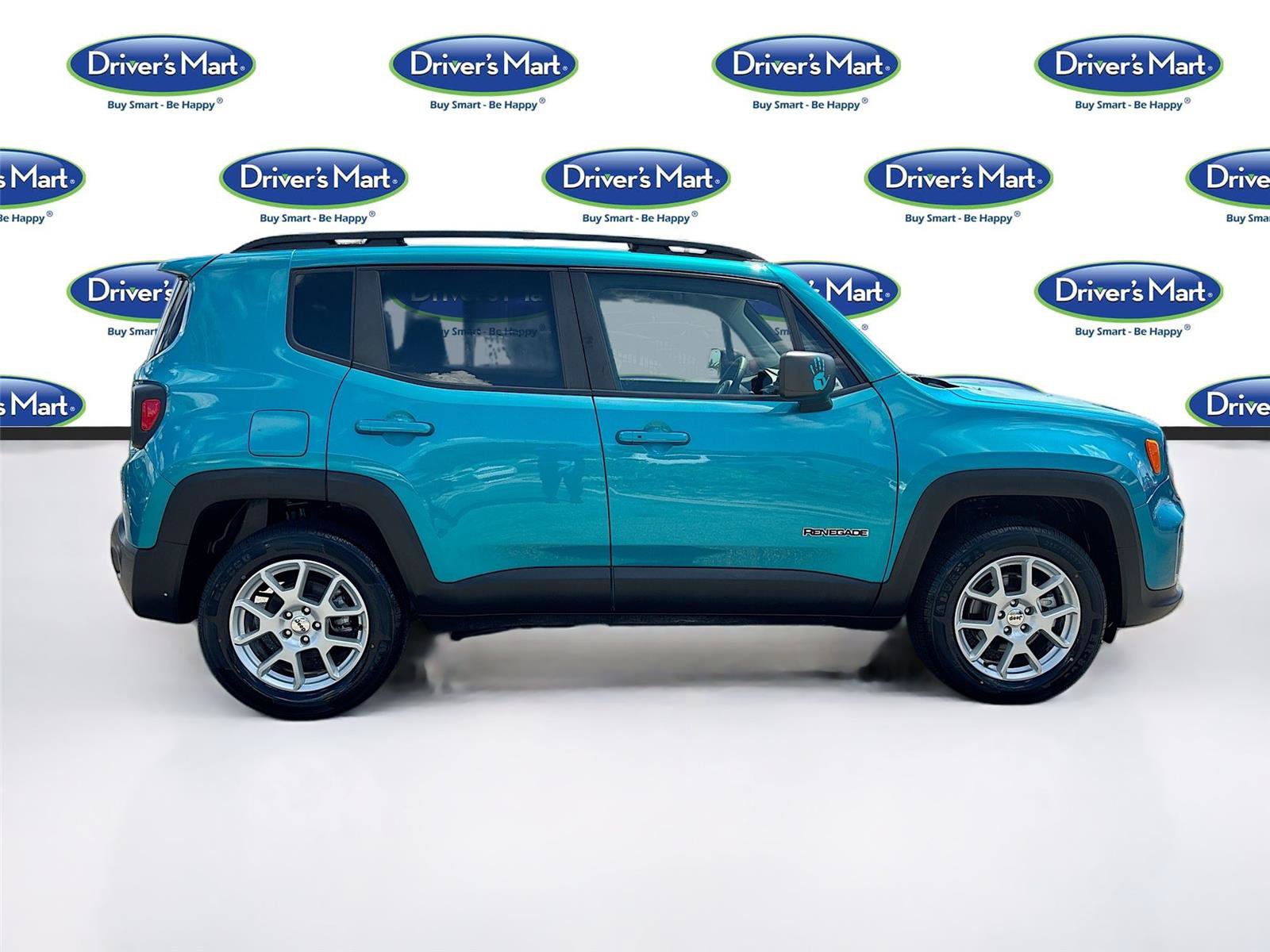 Used 2022 Jeep Renegade Latitude AWD/4WD image 8