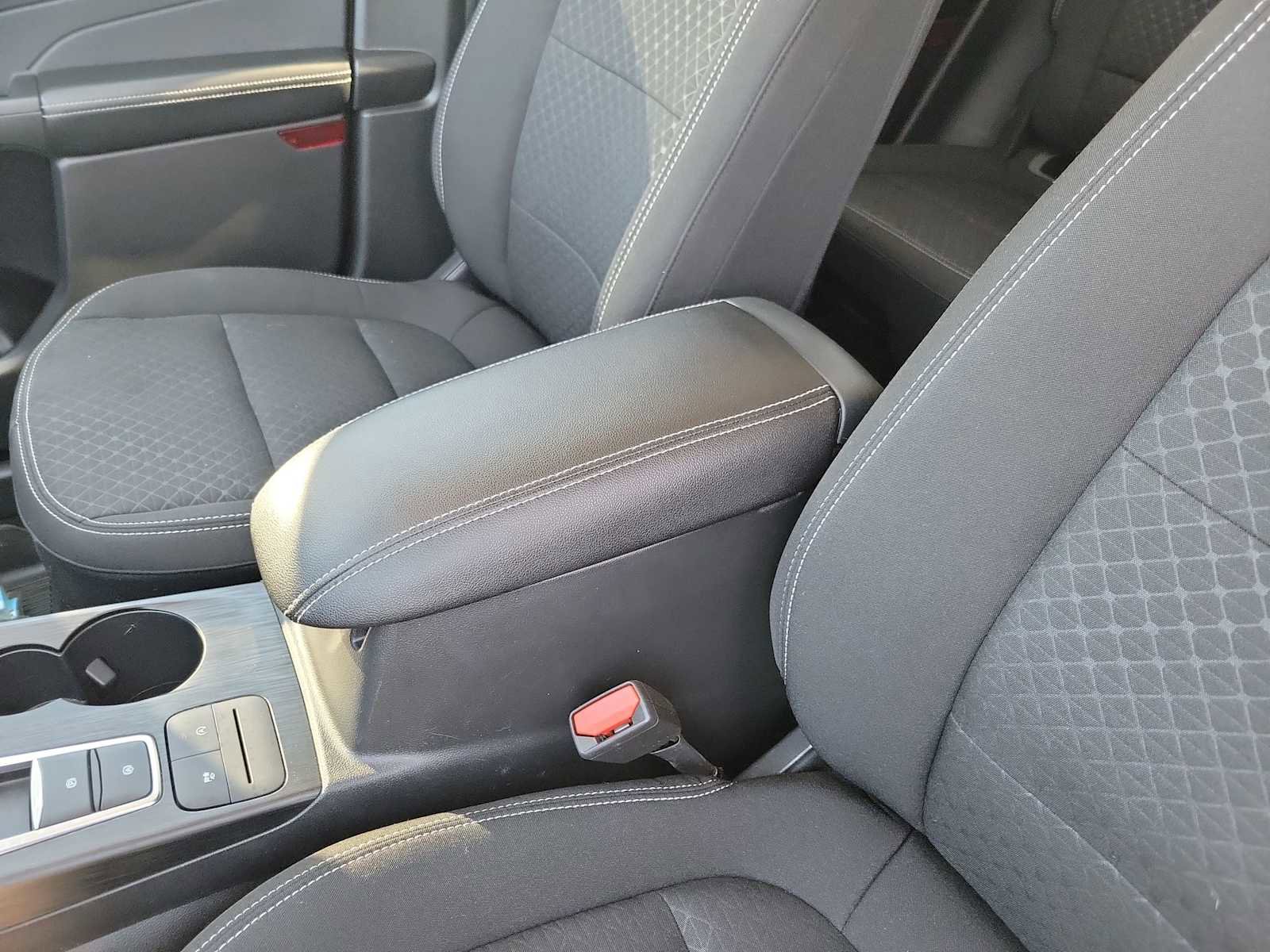 Used 2024 Ford Escape Active w/ Cold Weather Package image 16