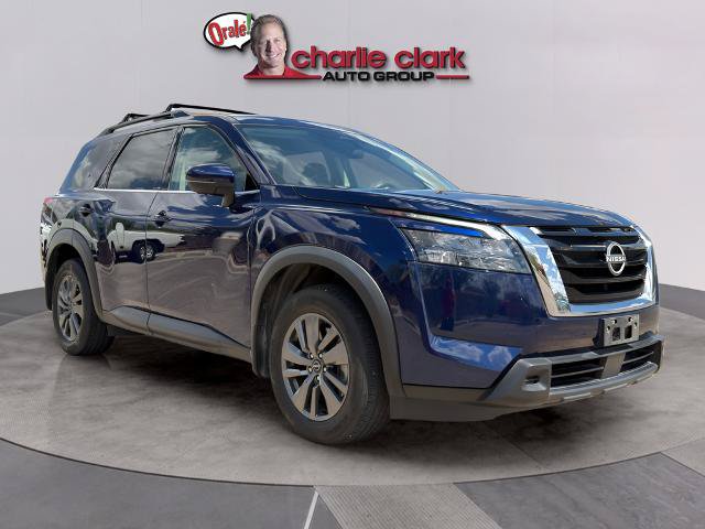 Certified 2023 Nissan Pathfinder SV FWD image 7