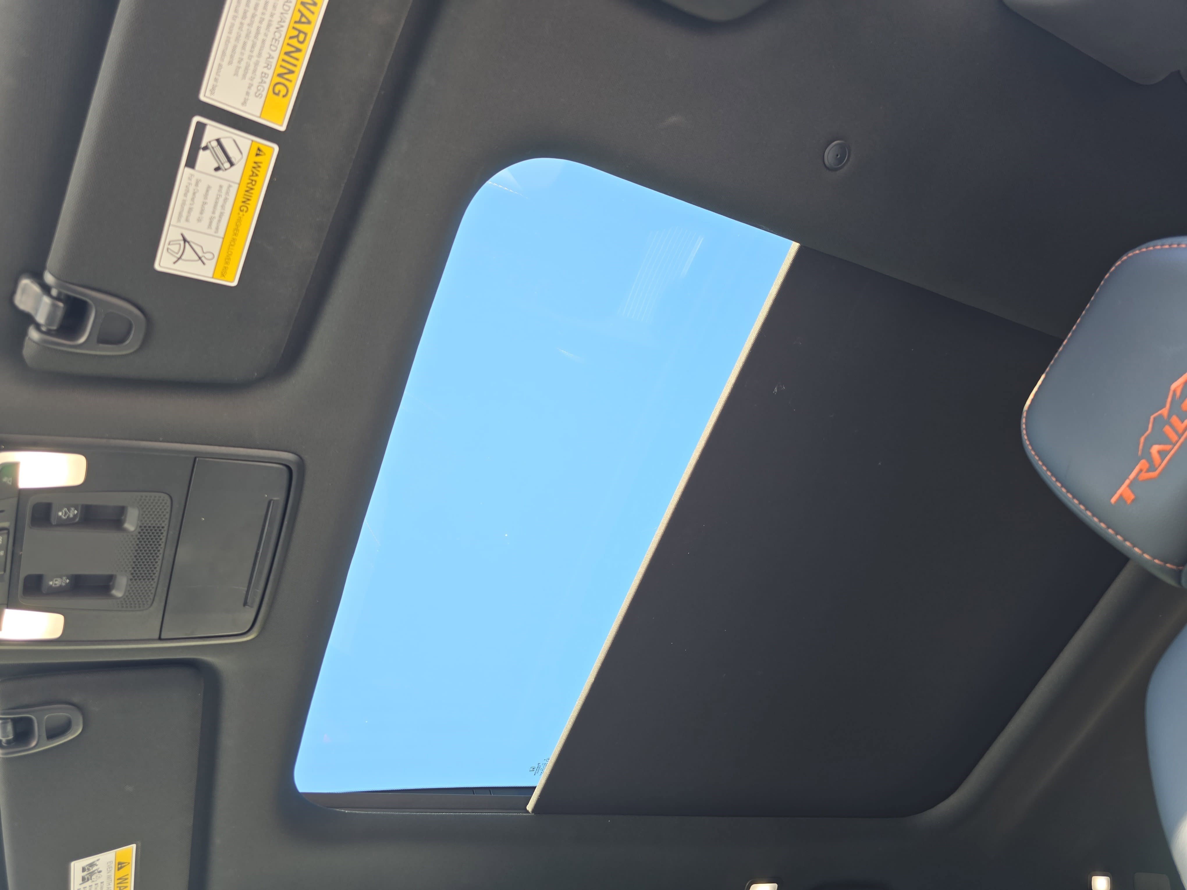 Certified 2024 Honda Pilot TrailSport image 32