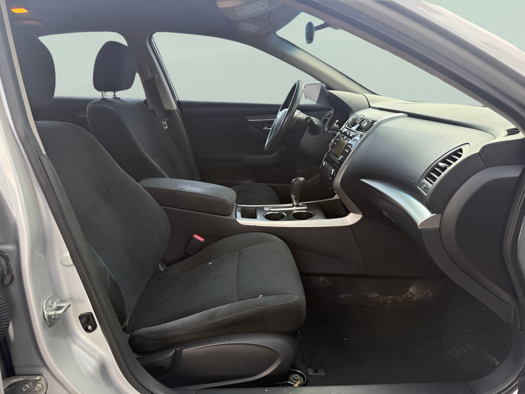 Used 2015 Nissan Altima 2.5 S w/ Power Driver Seat Package FWD image 13