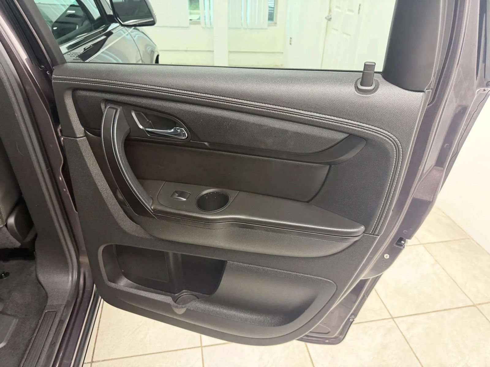 Used 2015 Chevrolet Traverse LT AWD/4WD image 19