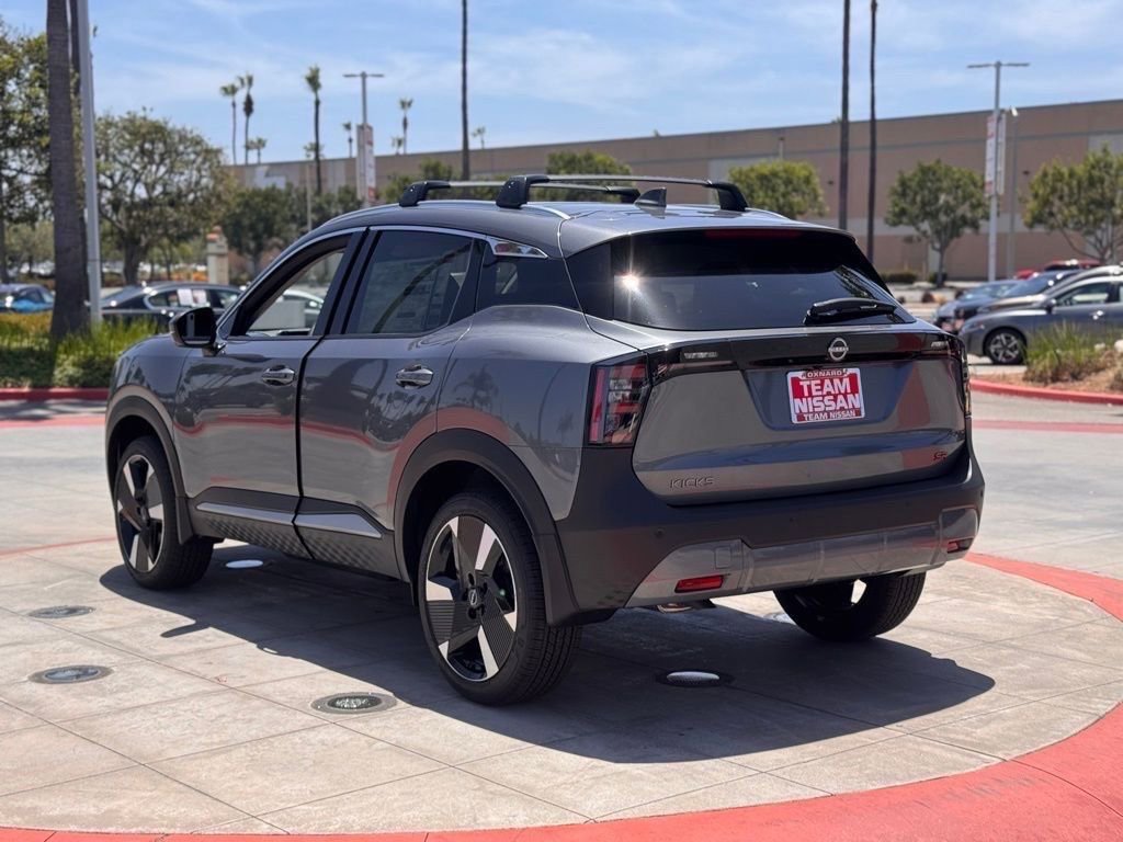 New 2025 Nissan Kicks SR image 5