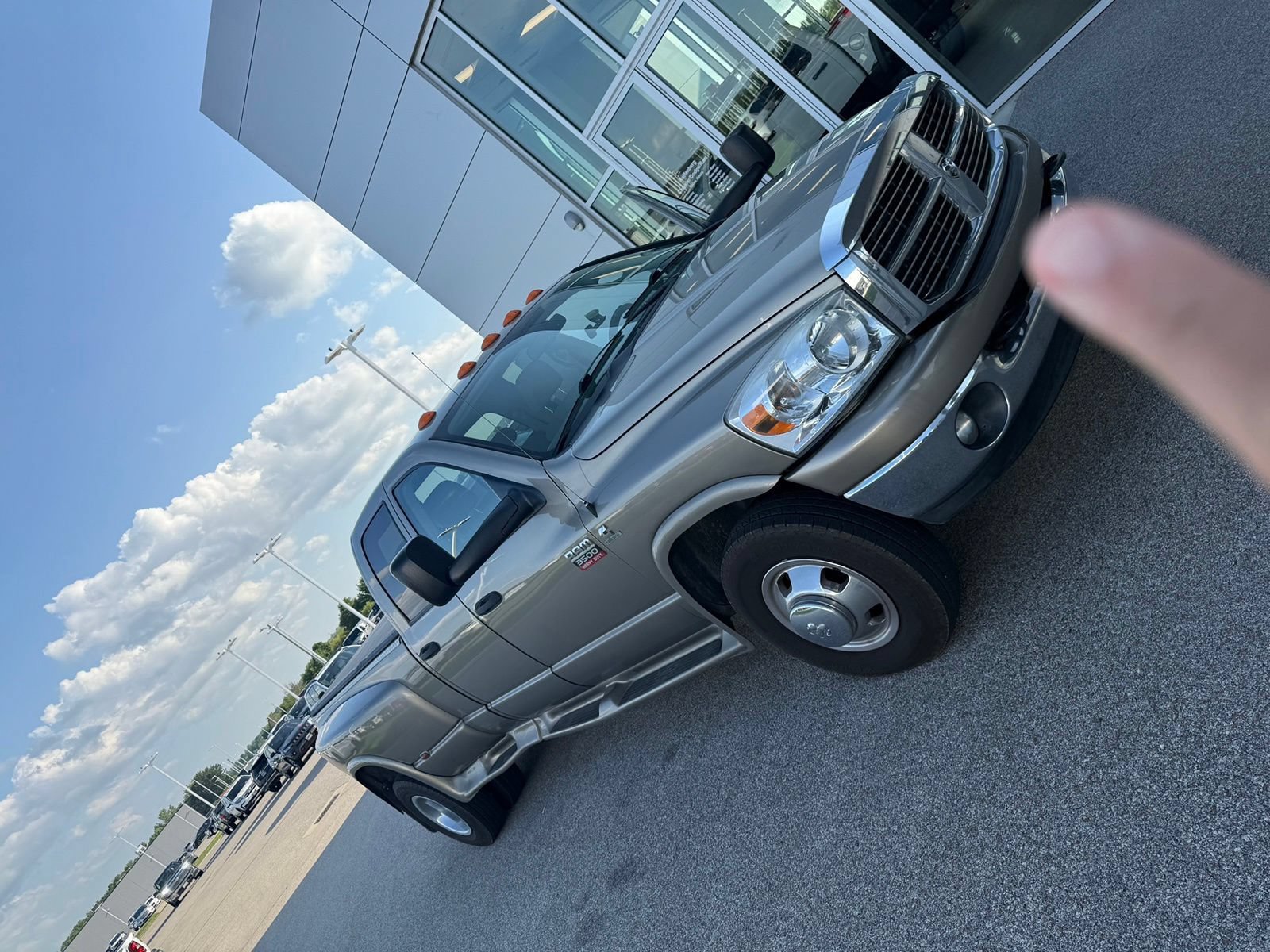 Used 2008 Dodge Ram 3500 Truck SLT w/ Popular Equipment Group AWD/4WD image 3