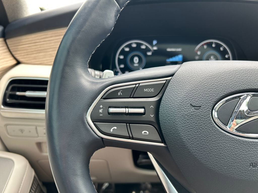 Used 2022 Hyundai Palisade Limited w/ Cargo Package image 18