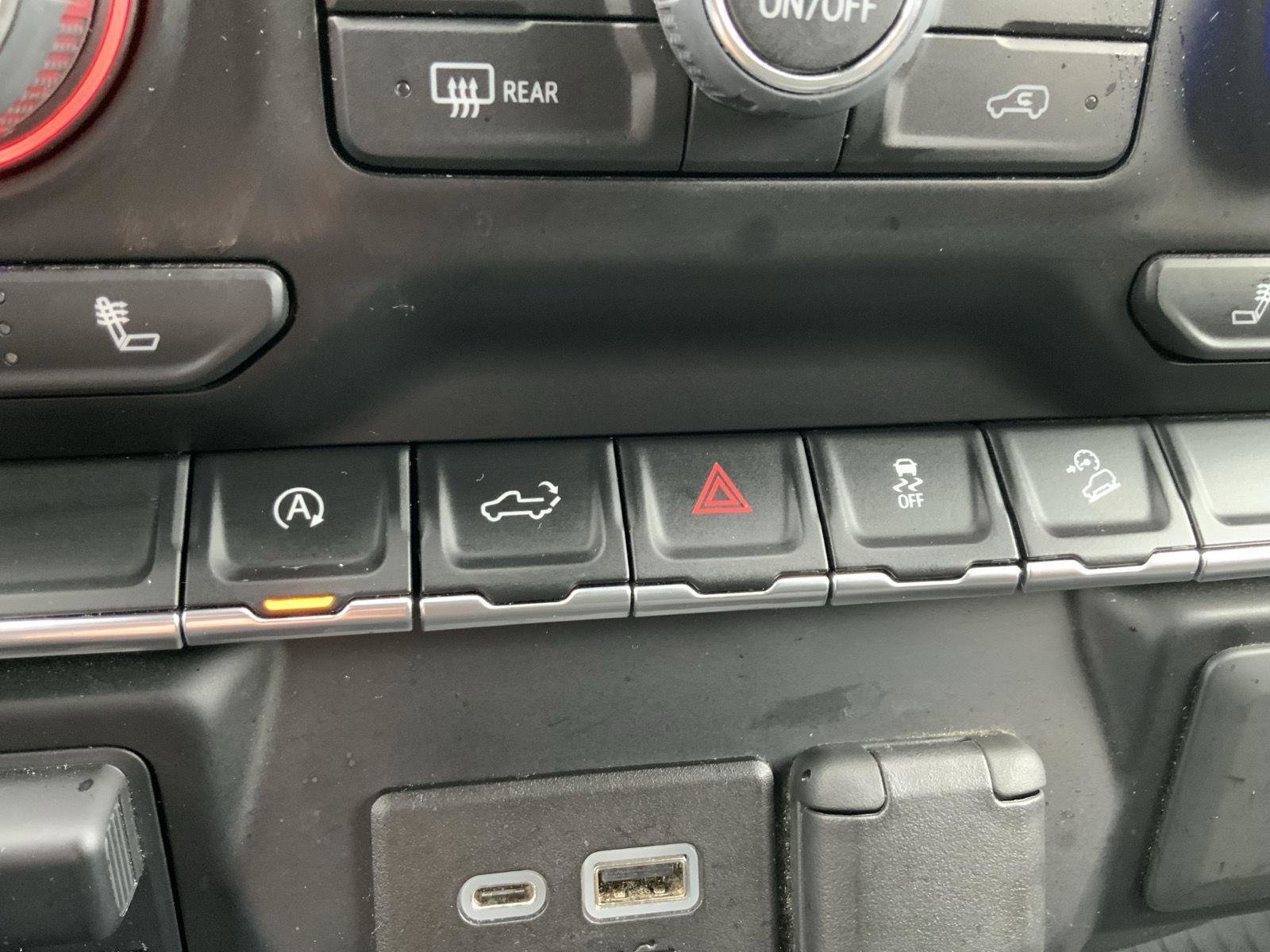 Used 2021 Chevrolet Silverado 1500 RST image 46