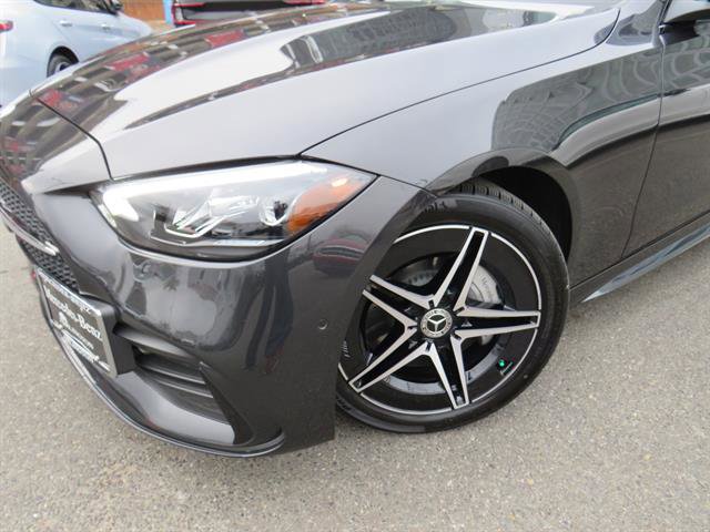 Used 2025 Mercedes-Benz C 300 4MATIC Sedan image 25