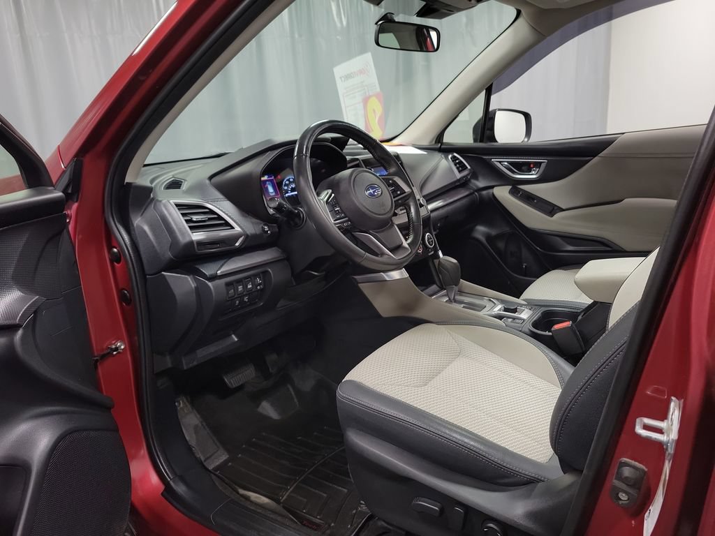 Used 2024 Subaru Forester Premium AWD/4WD image 12