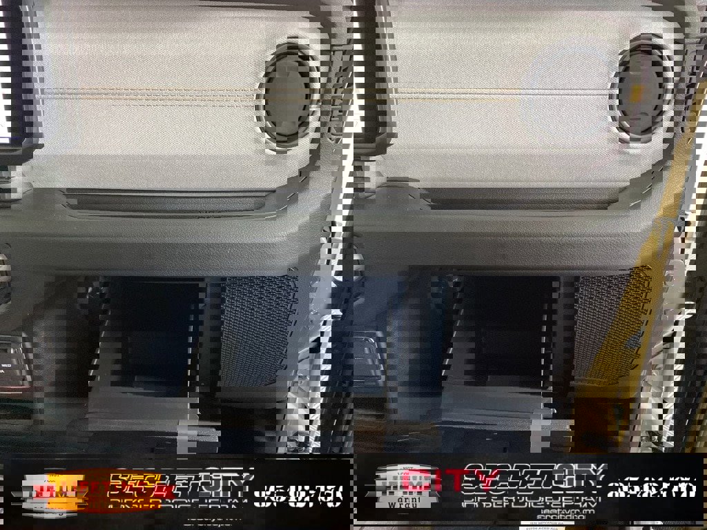 New 2025 Jeep Gladiator Sport image 31