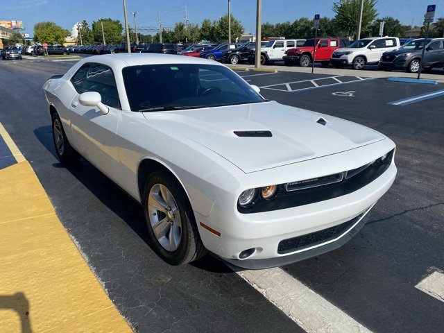 Used 2023 Dodge Challenger SXT image 2