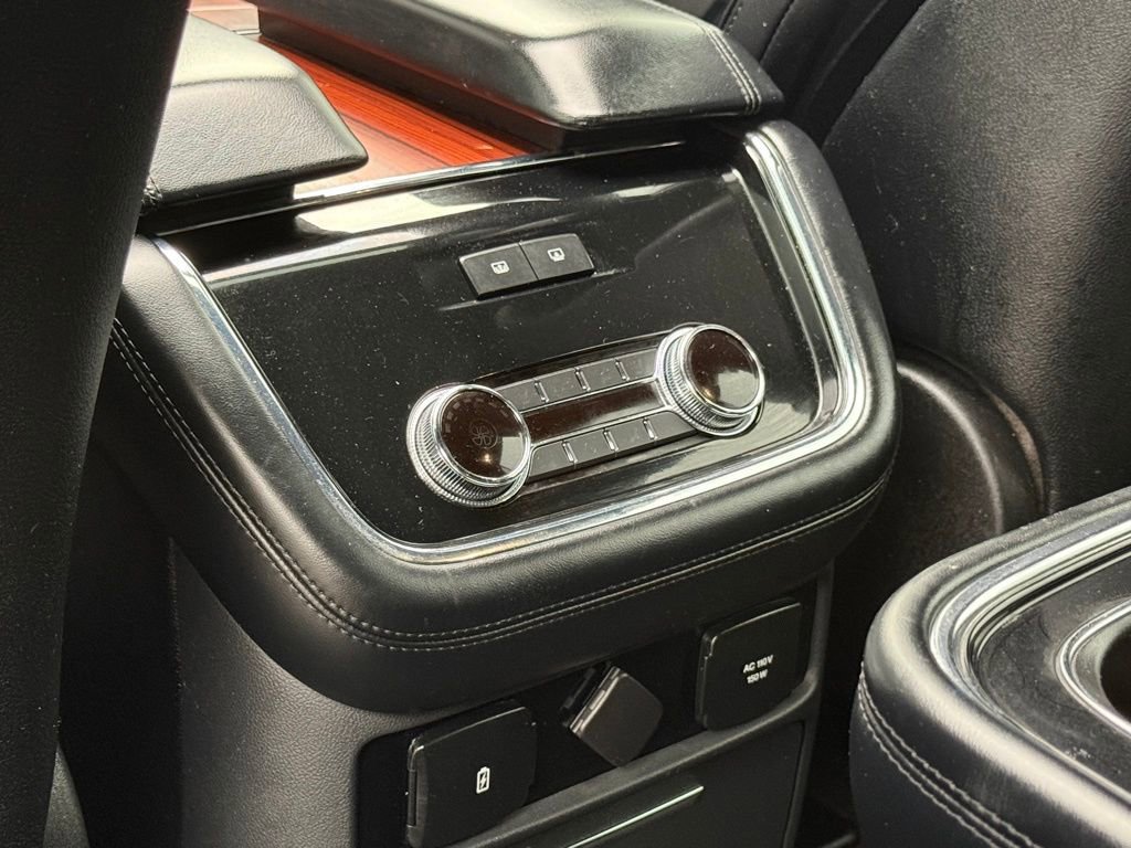 Used 2018 Lincoln Navigator Reserve w/ Technology Package image 27