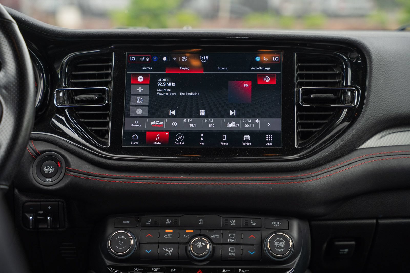 Used 2024 Dodge Durango GT AWD/4WD image 38