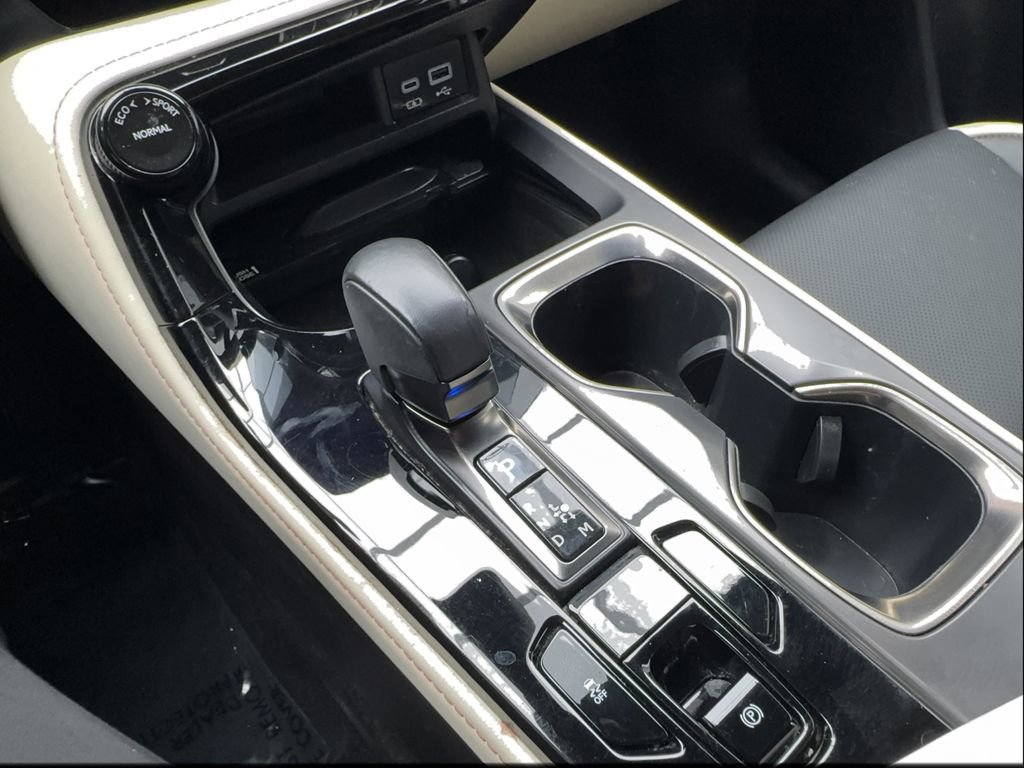 Used 2024 Lexus NX 250 FWD w/ Towing Package (2000 Lbs) image 43