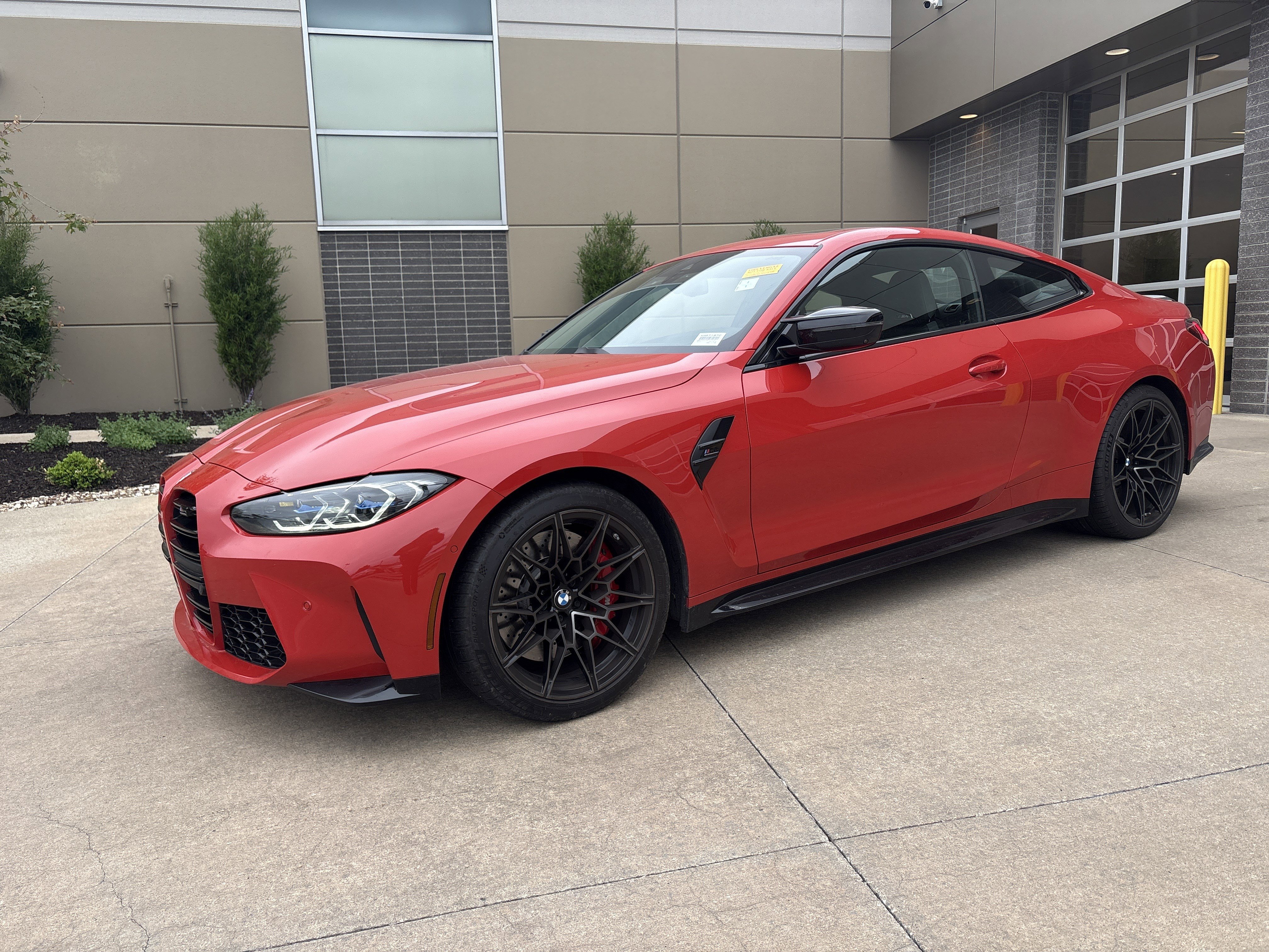 Used 2021 BMW M4 Competition w/ Executive Package RWD image 6