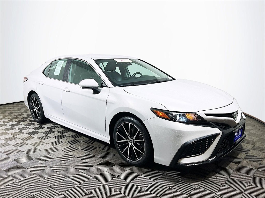 Certified 2022 Toyota Camry SE