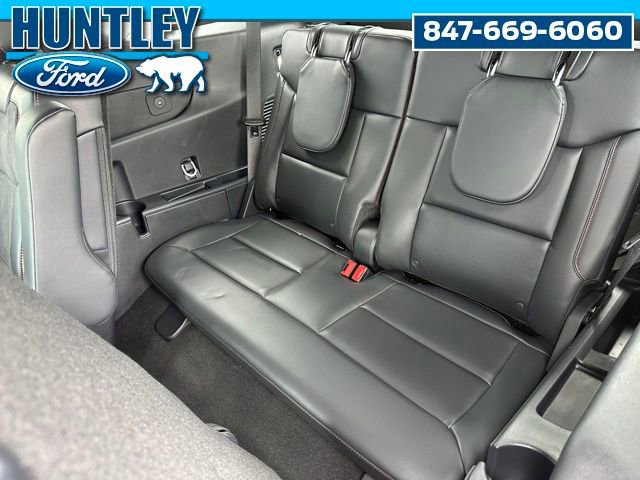 Used 2025 Ford Explorer ST image 17