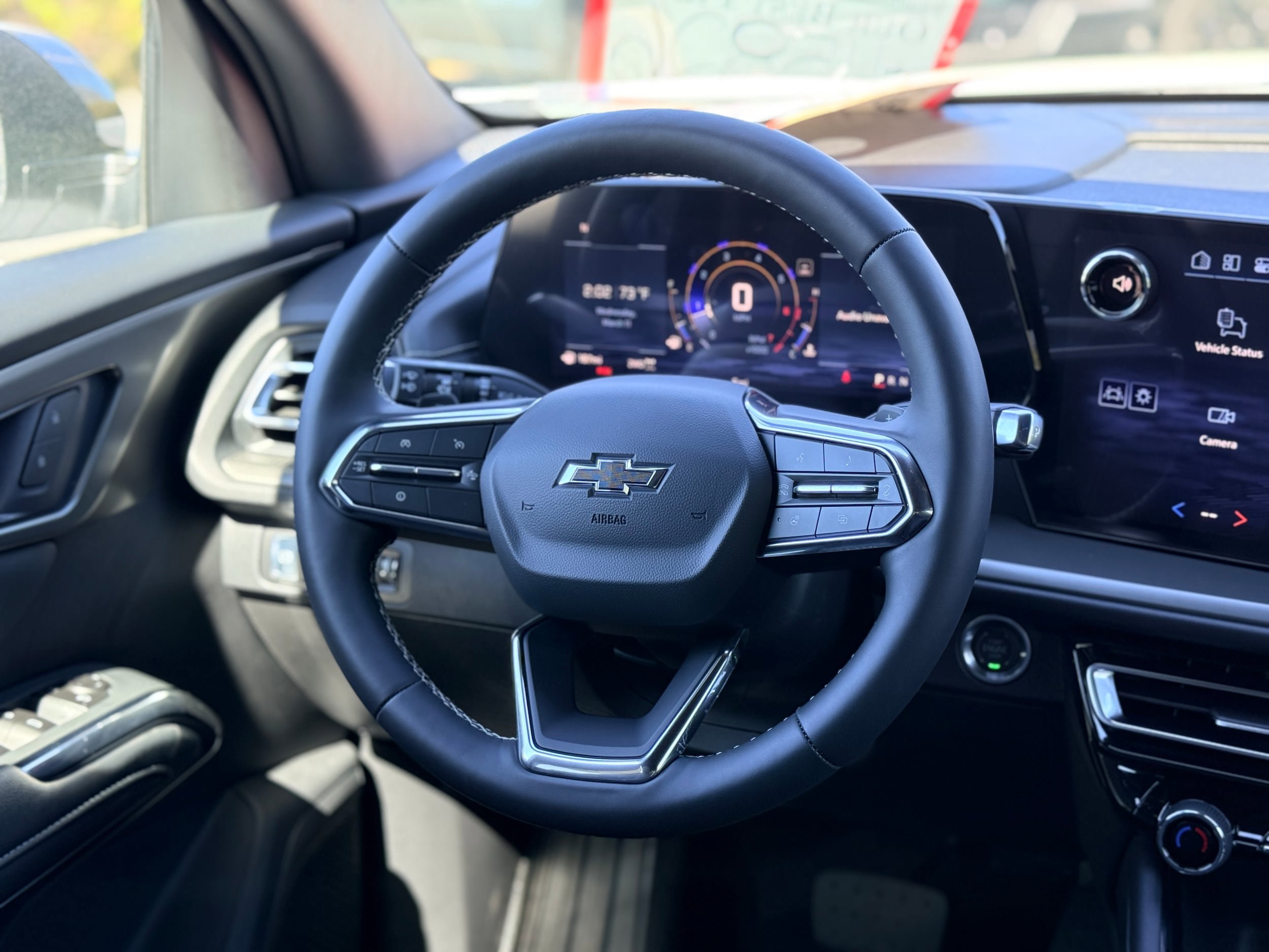 New 2026 Chevrolet Traverse LT w/ Midnight/Sport Edition AWD/4WD image 14
