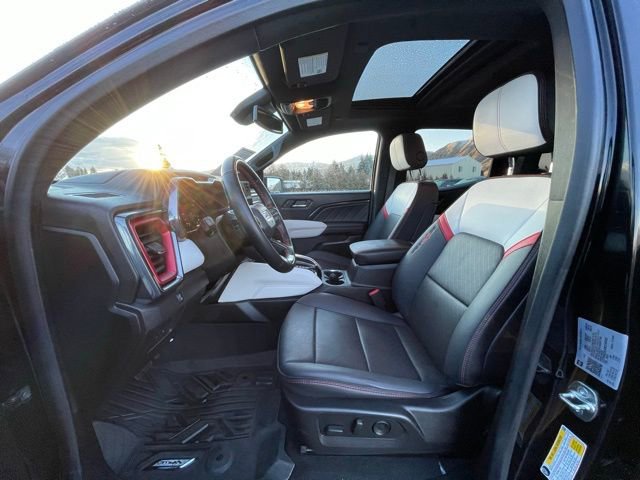 Used 2024 GMC Canyon AT4X image 9