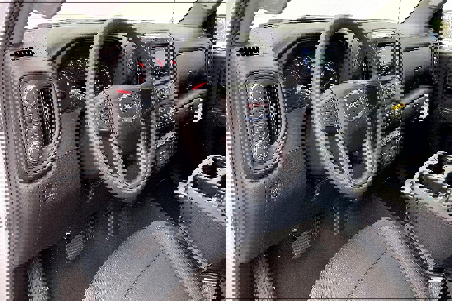 New 2026 GMC Sierra 1500 Pro w/ Graphite Edition image 4