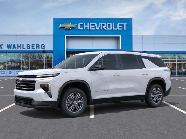 New 2026 Chevrolet Traverse LT w/ Driver Confidence Package FWD image 2