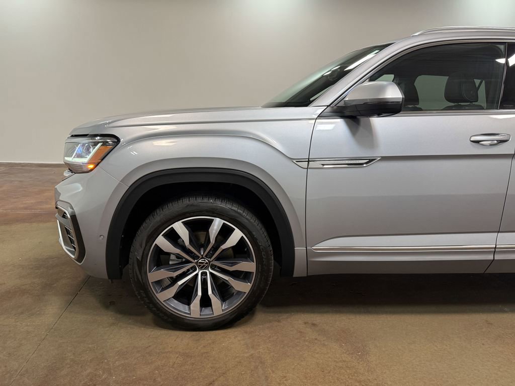 Used 2023 Volkswagen Atlas Cross Sport SEL Premium R-Line image 38