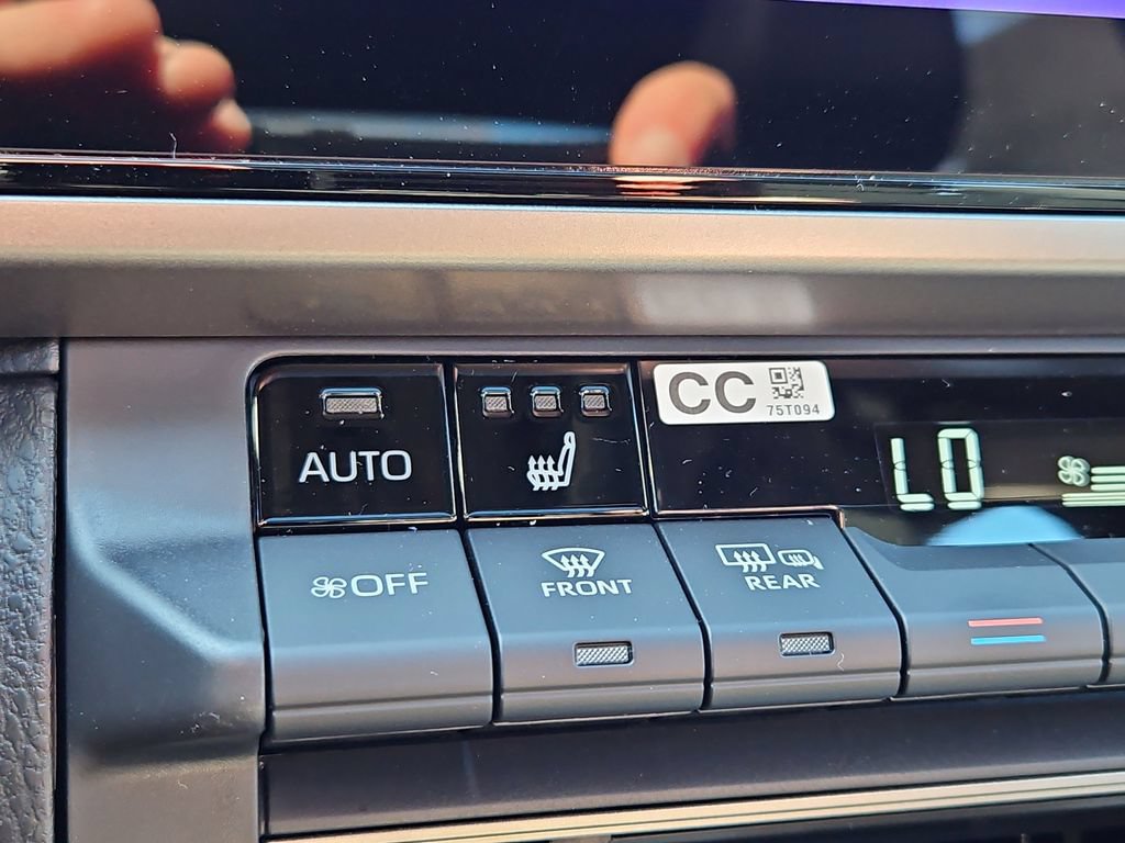 New 2026 Toyota Camry XSE AWD/4WD image 11