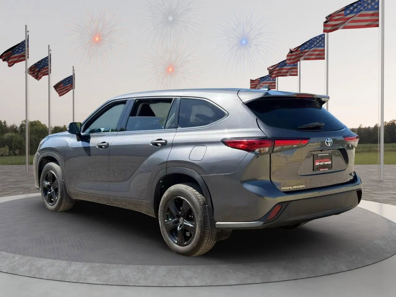 Used 2021 Toyota Highlander LE image 5