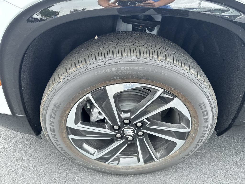 New 2026 Buick Enclave Sport Touring w/ Power Package FWD image 34