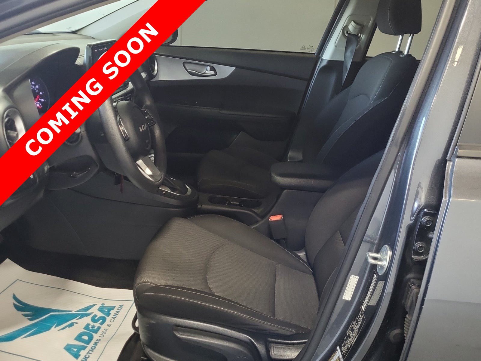 Used 2023 Kia Forte LXS FWD image 5