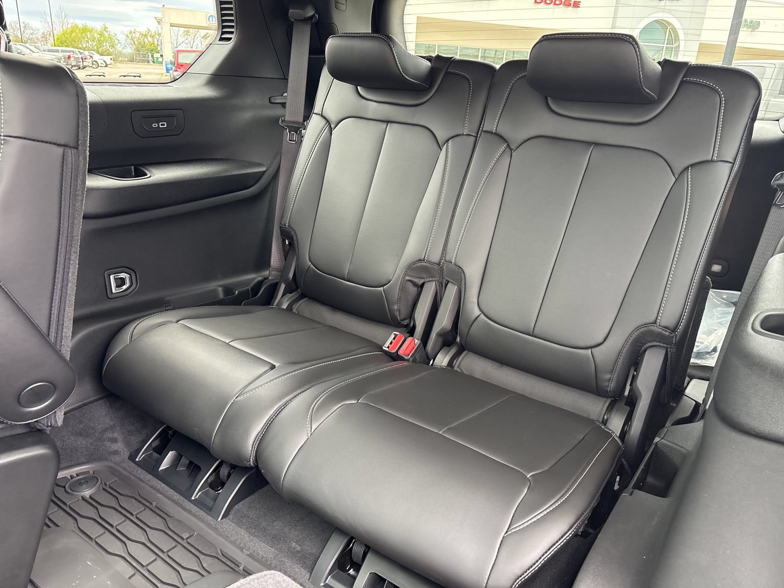 New 2025 Jeep Grand Cherokee L Limited AWD/4WD image 14