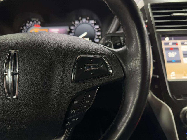 Used 2019 Lincoln MKC Select w/ Select Plus Package image 28
