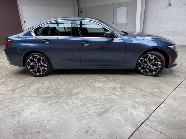 Used 2026 BMW 330i xDrive Sedan w/ Premium Package AWD/4WD image 6
