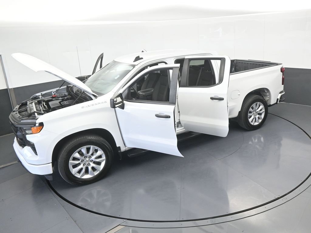 Used 2023 Chevrolet Silverado 1500 Custom image 60