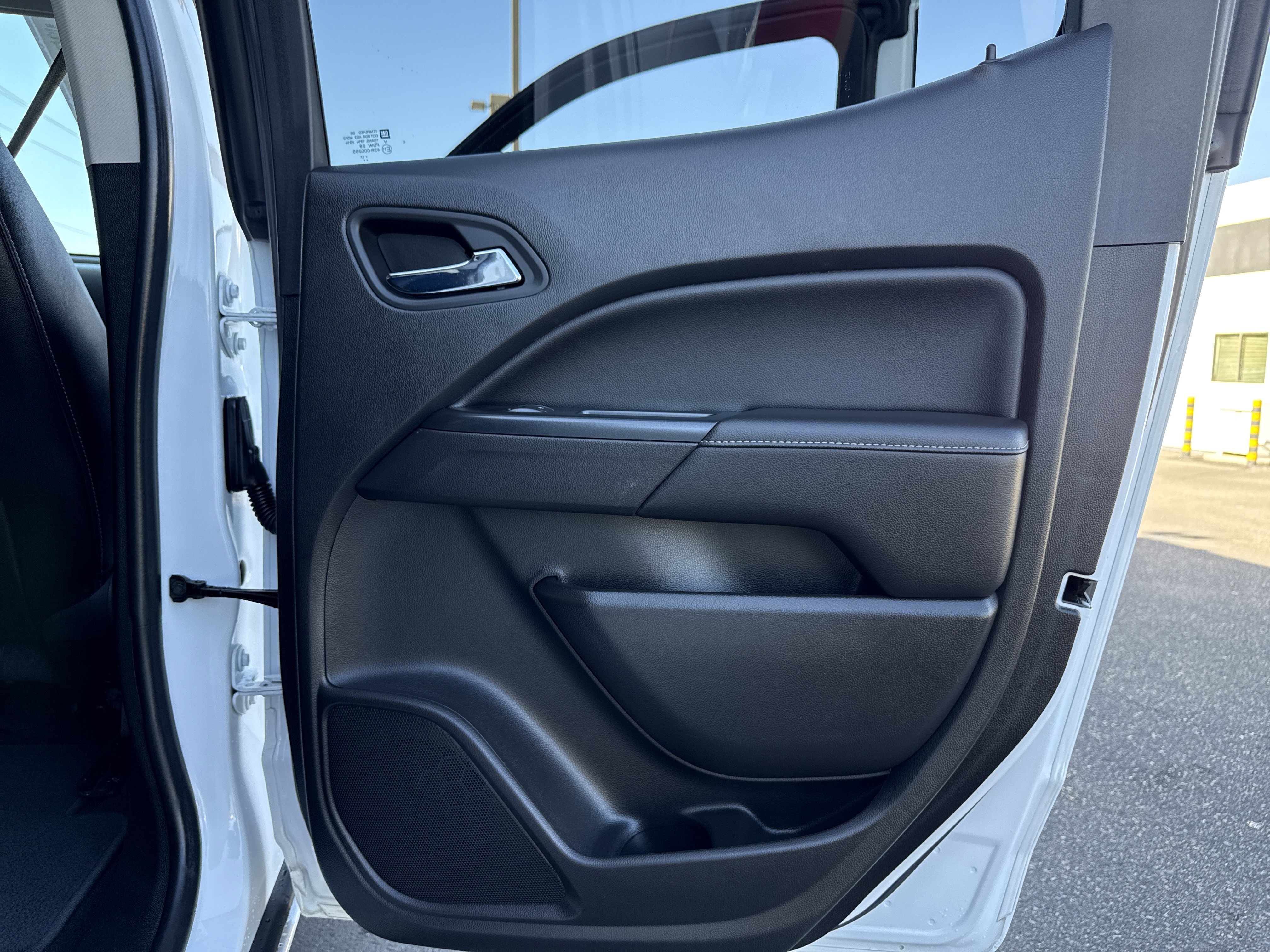 Used 2017 GMC Canyon SLT w/ Driver Alert Package image 58